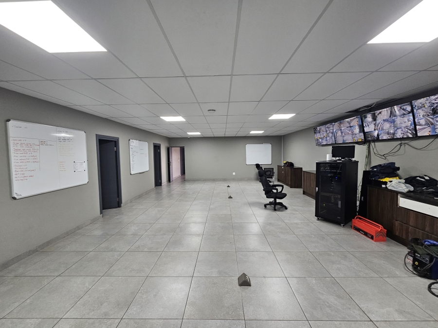 To Let Commercial Property for Rent in Knoppieslaagte Gauteng