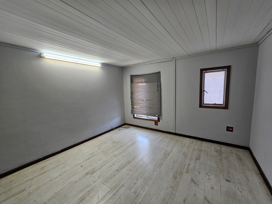 To Let Commercial Property for Rent in Hennops Park Industrial Gauteng
