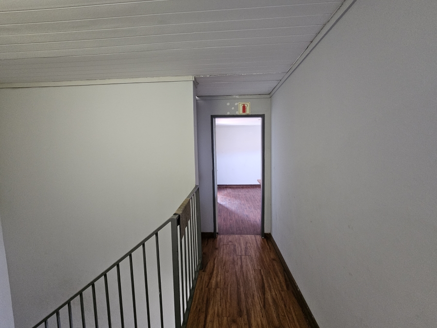 To Let Commercial Property for Rent in Hennops Park Industrial Gauteng