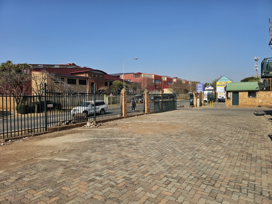 To Let Commercial Property for Rent in Hennops Park Industrial Gauteng
