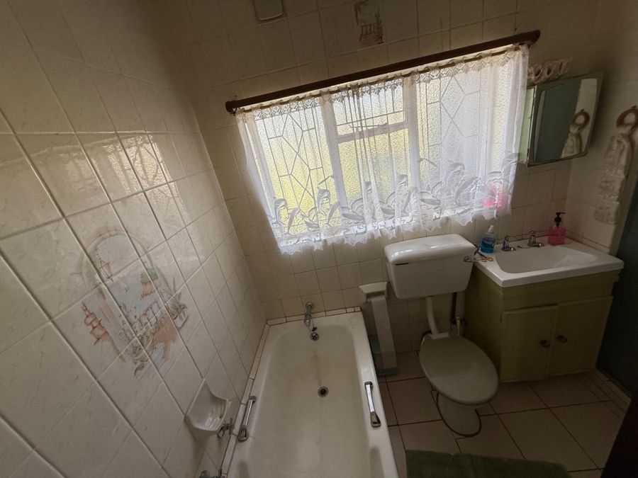 4 Bedroom Property for Sale in Vanderbijlpark CE Gauteng
