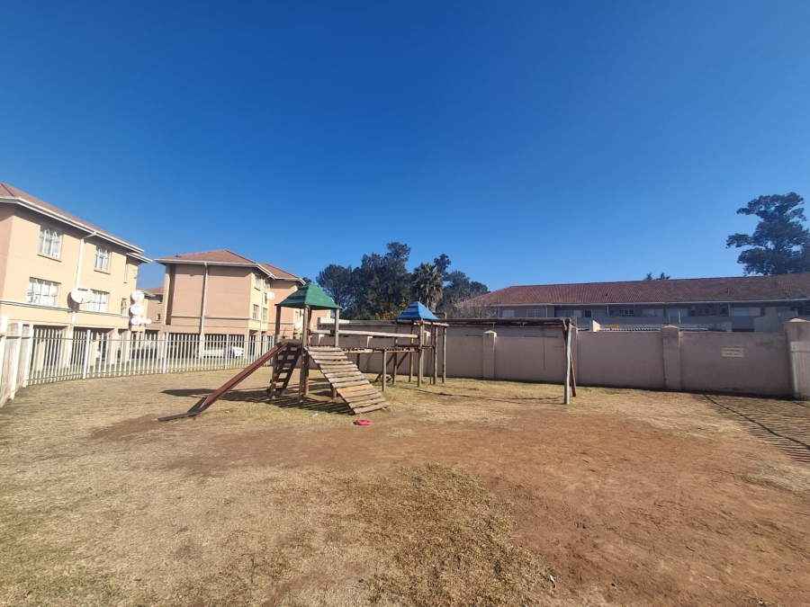 2 Bedroom Property for Sale in Three Rivers Gauteng