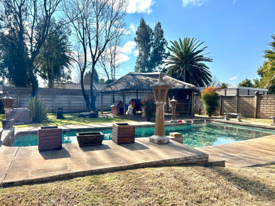 3 Bedroom Property for Sale in Meyerton Central Gauteng
