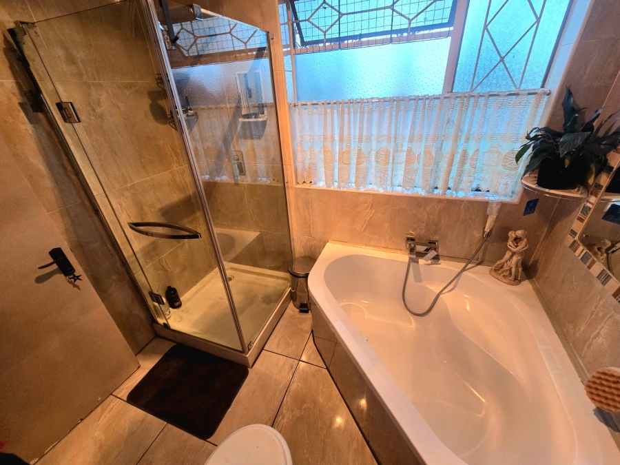 3 Bedroom Property for Sale in Meyerton Central Gauteng