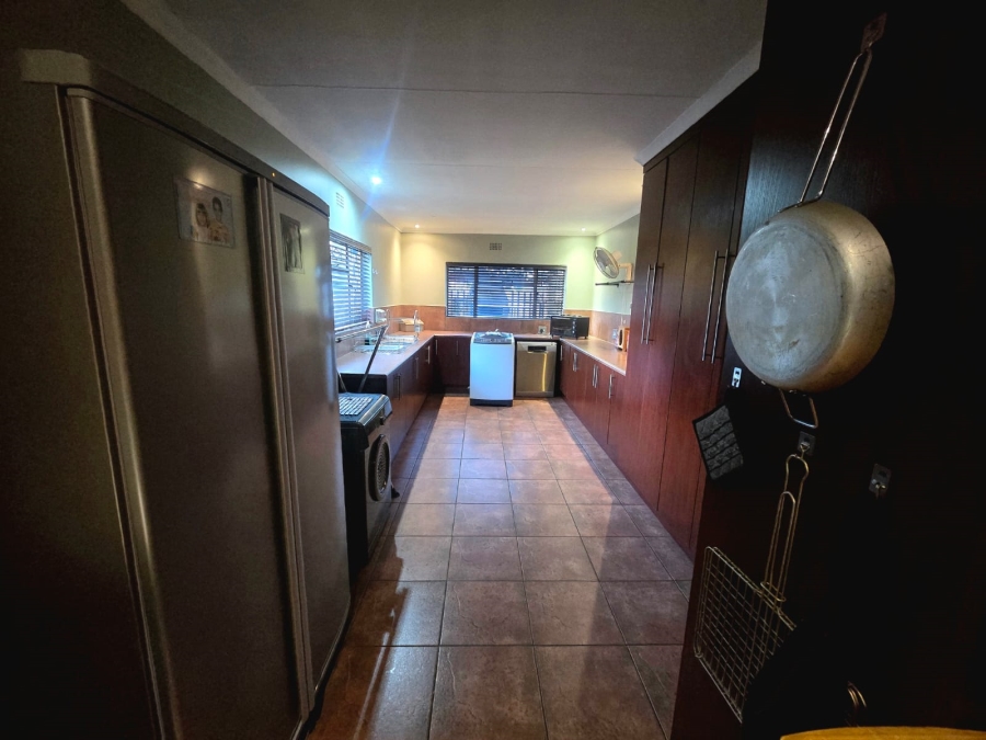 3 Bedroom Property for Sale in Meyerton Central Gauteng