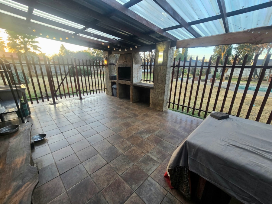 3 Bedroom Property for Sale in Meyerton Central Gauteng