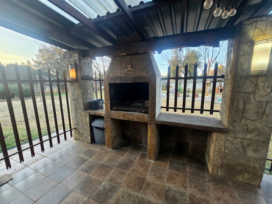 3 Bedroom Property for Sale in Meyerton Central Gauteng