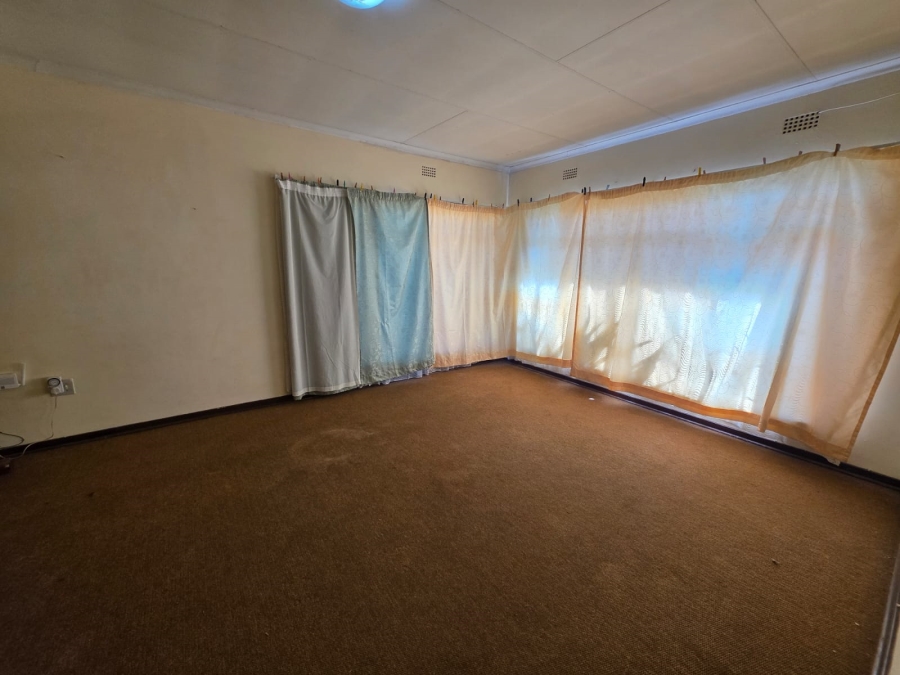 3 Bedroom Property for Sale in Flora Gardens Gauteng