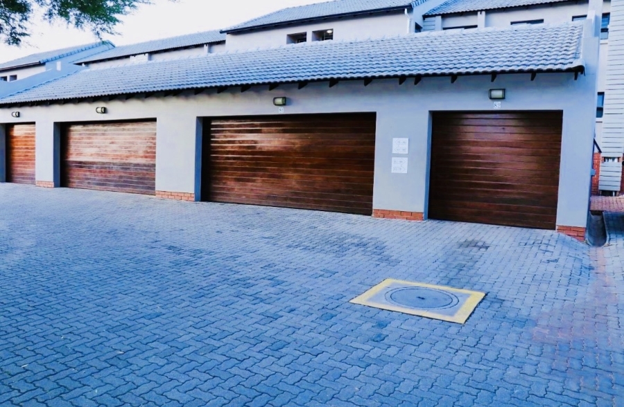 2 Bedroom Property for Sale in Witkoppen Gauteng