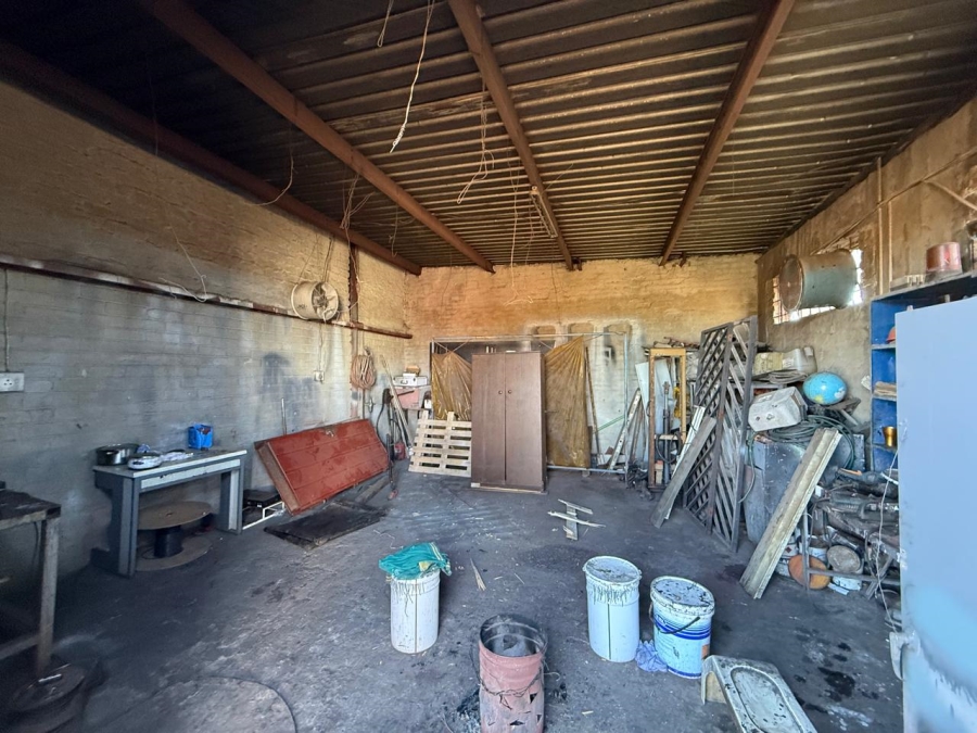 Commercial Property for Sale in Staalrus Gauteng