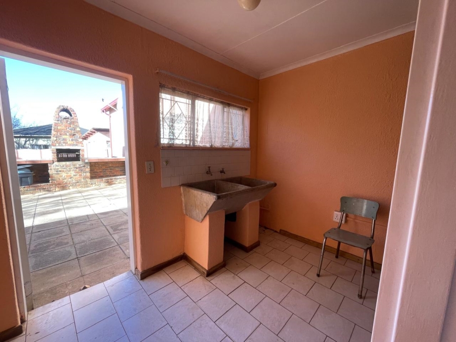 3 Bedroom Property for Sale in Brakpan Central Gauteng