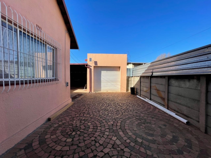3 Bedroom Property for Sale in Brakpan Central Gauteng