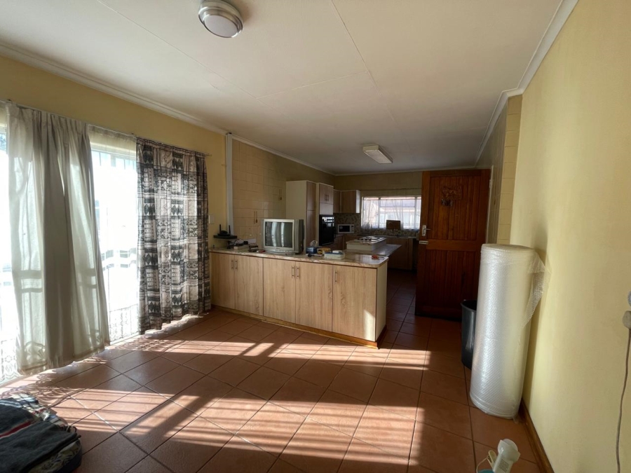 3 Bedroom Property for Sale in Brakpan Central Gauteng