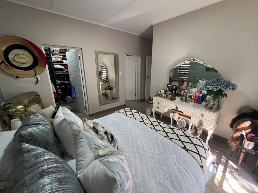 4 Bedroom Property for Sale in Kyalami Ridge Gauteng