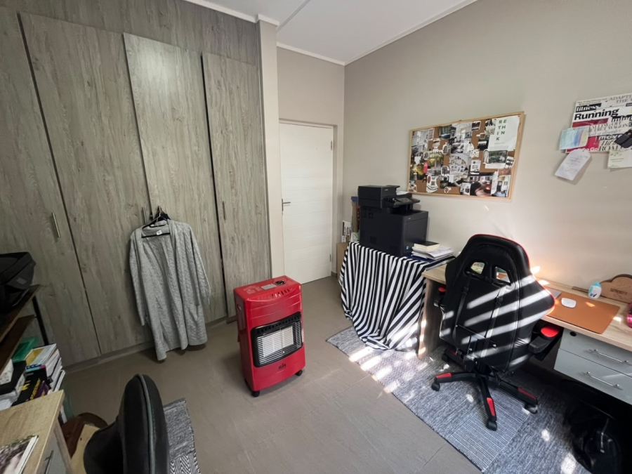 4 Bedroom Property for Sale in Kyalami Ridge Gauteng