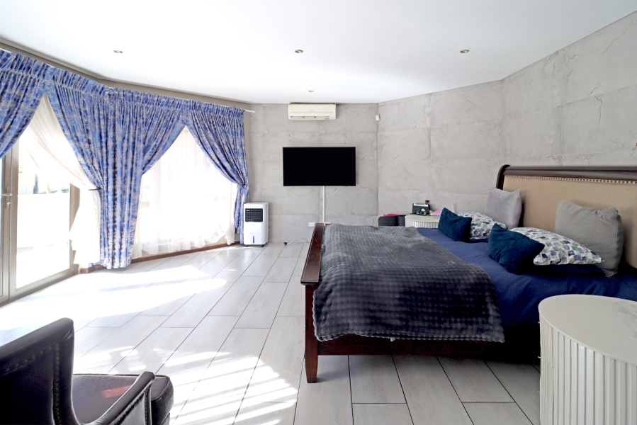 4 Bedroom Property for Sale in Kyalami Hills Gauteng