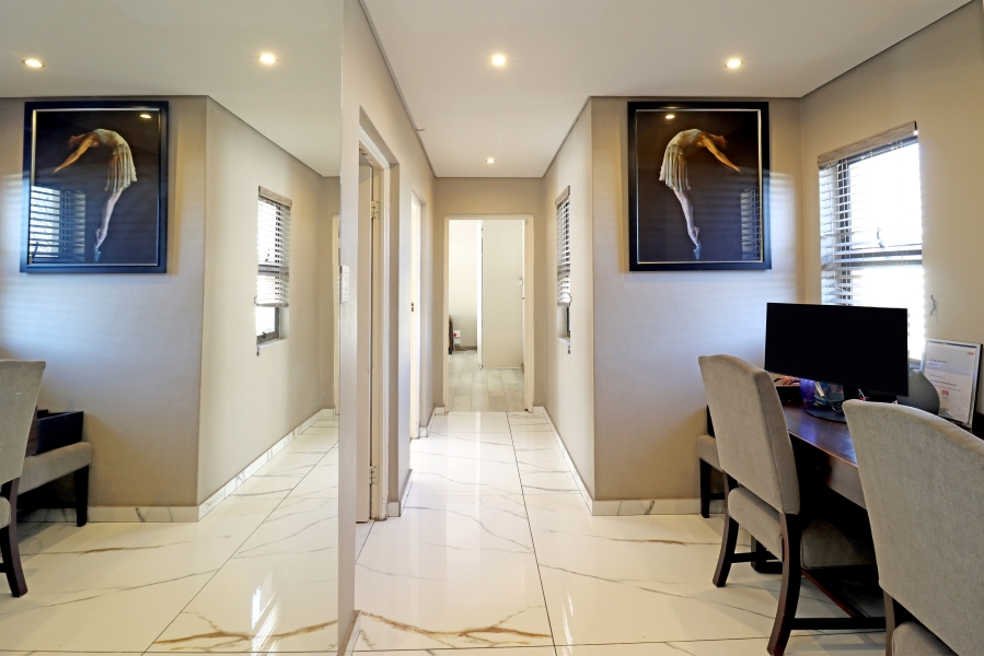 4 Bedroom Property for Sale in Kyalami Hills Gauteng