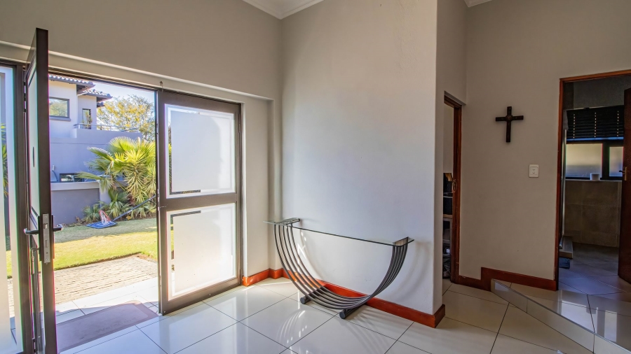 To Let 4 Bedroom Property for Rent in Aspen Hills Gauteng