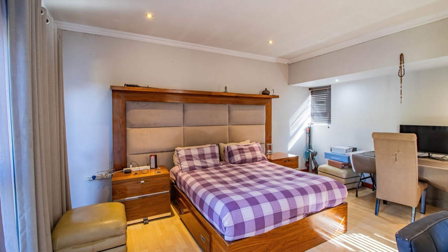 To Let 4 Bedroom Property for Rent in Aspen Hills Gauteng