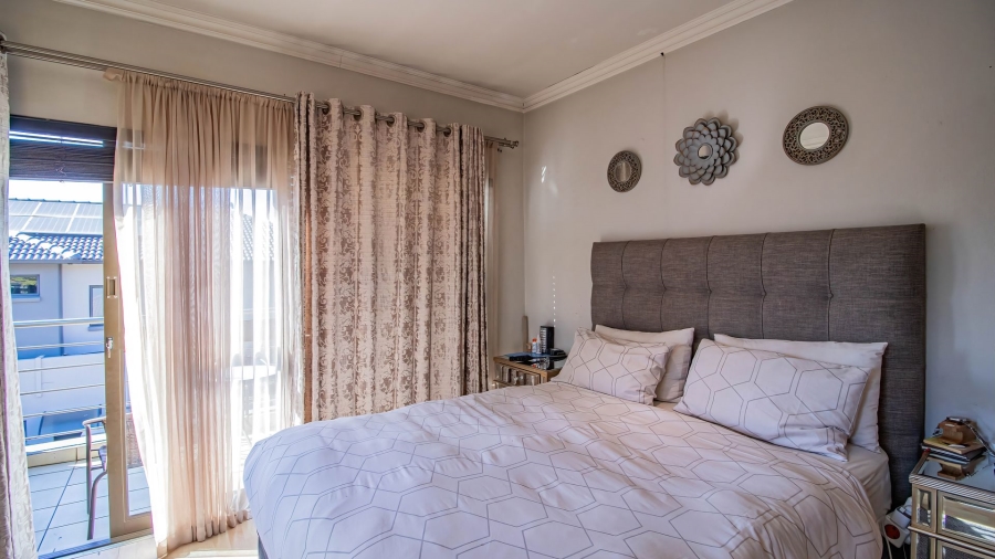 To Let 4 Bedroom Property for Rent in Aspen Hills Gauteng