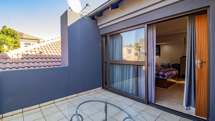 To Let 4 Bedroom Property for Rent in Aspen Hills Gauteng