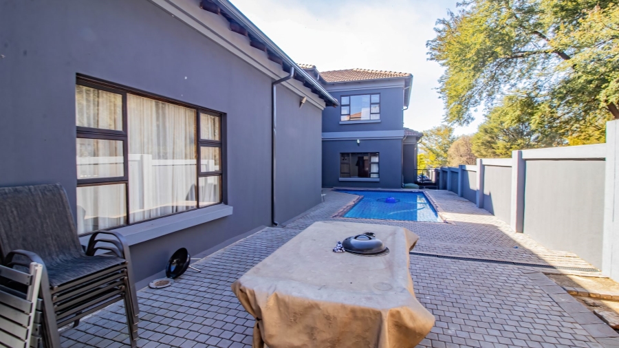 To Let 4 Bedroom Property for Rent in Aspen Hills Gauteng