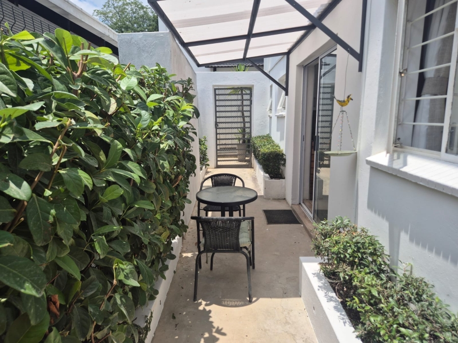 To Let 1 Bedroom Property for Rent in Parktown North Gauteng