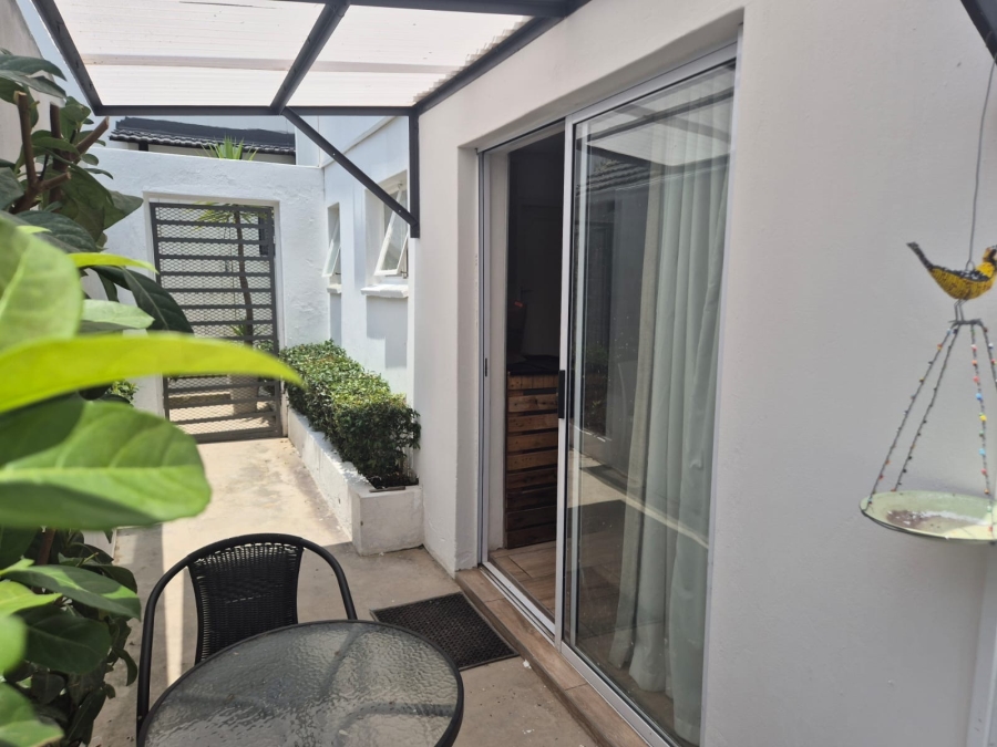 To Let 1 Bedroom Property for Rent in Parktown North Gauteng