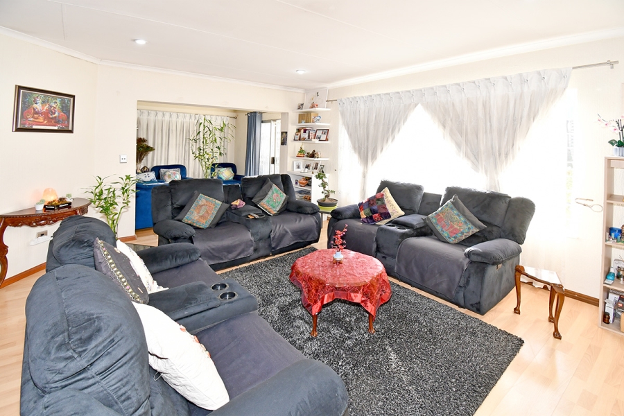 3 Bedroom Property for Sale in Edenburg Gauteng