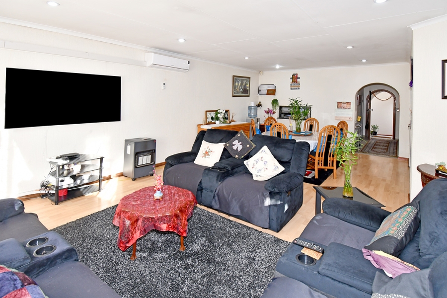 3 Bedroom Property for Sale in Edenburg Gauteng