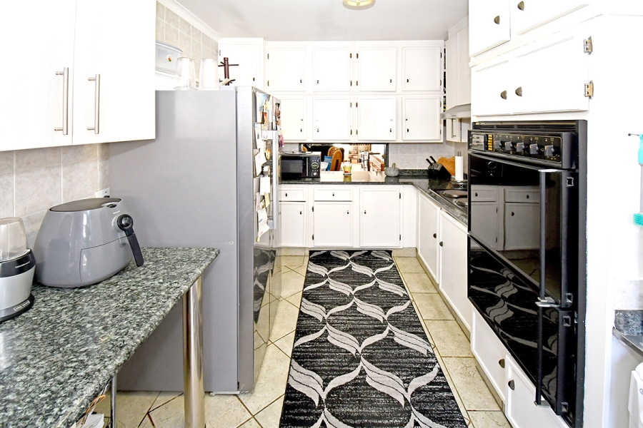 3 Bedroom Property for Sale in Edenburg Gauteng