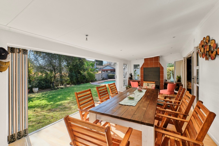 4 Bedroom Property for Sale in Gallo Manor Gauteng