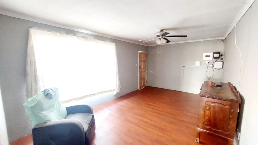 2 Bedroom Property for Sale in Tenacre A H Gauteng