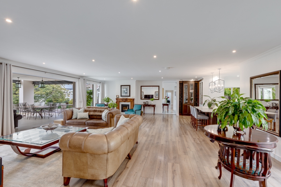 5 Bedroom Property for Sale in Bryanston Gauteng