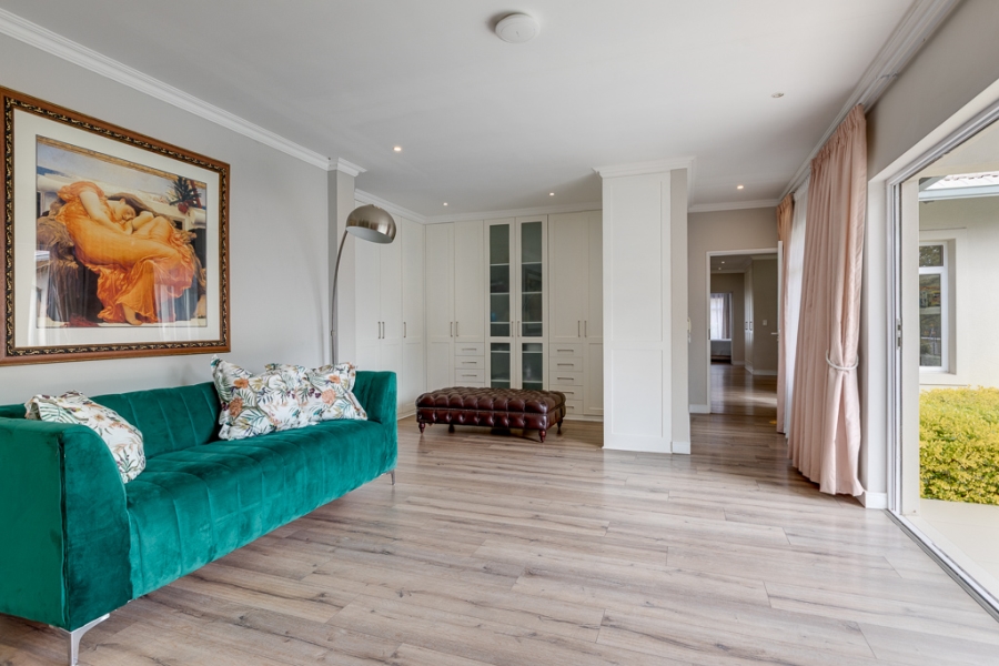 5 Bedroom Property for Sale in Bryanston Gauteng