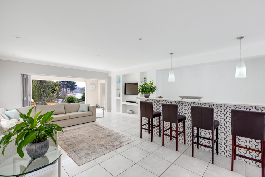 5 Bedroom Property for Sale in Bryanston Gauteng