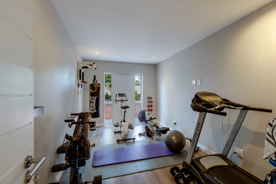 5 Bedroom Property for Sale in Bryanston Gauteng