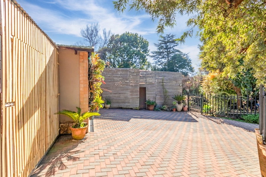 4 Bedroom Property for Sale in Weltevreden Park Gauteng