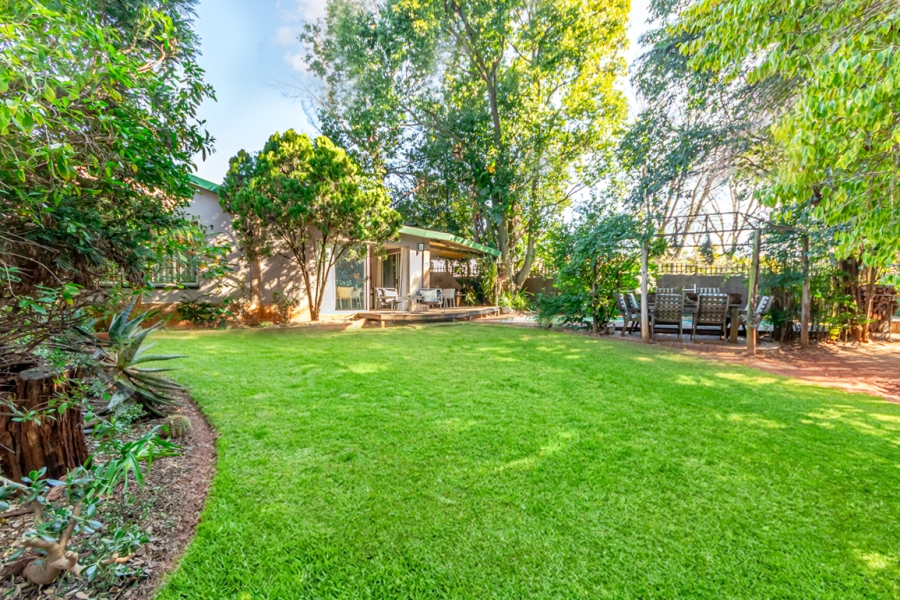 4 Bedroom Property for Sale in Weltevreden Park Gauteng