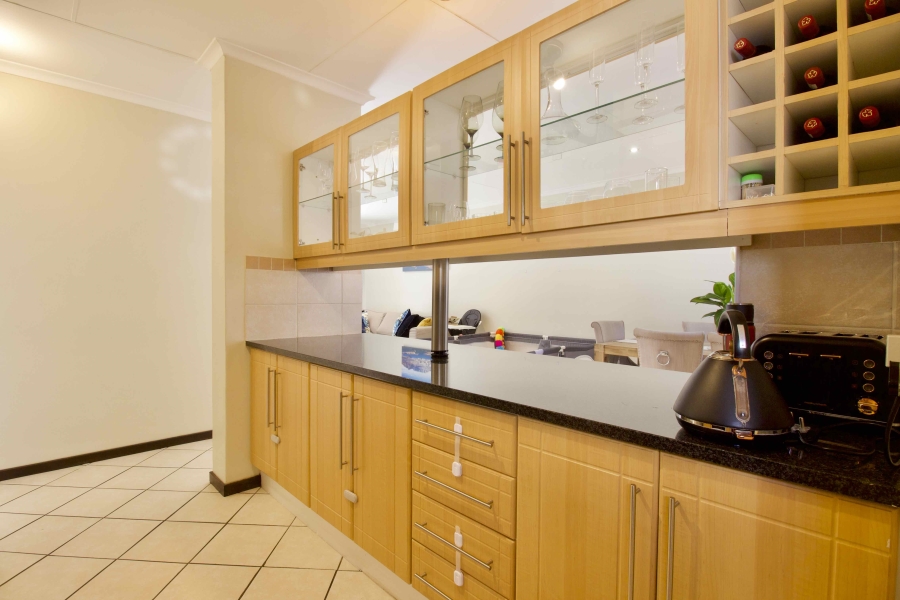 2 Bedroom Property for Sale in Monavoni Gauteng