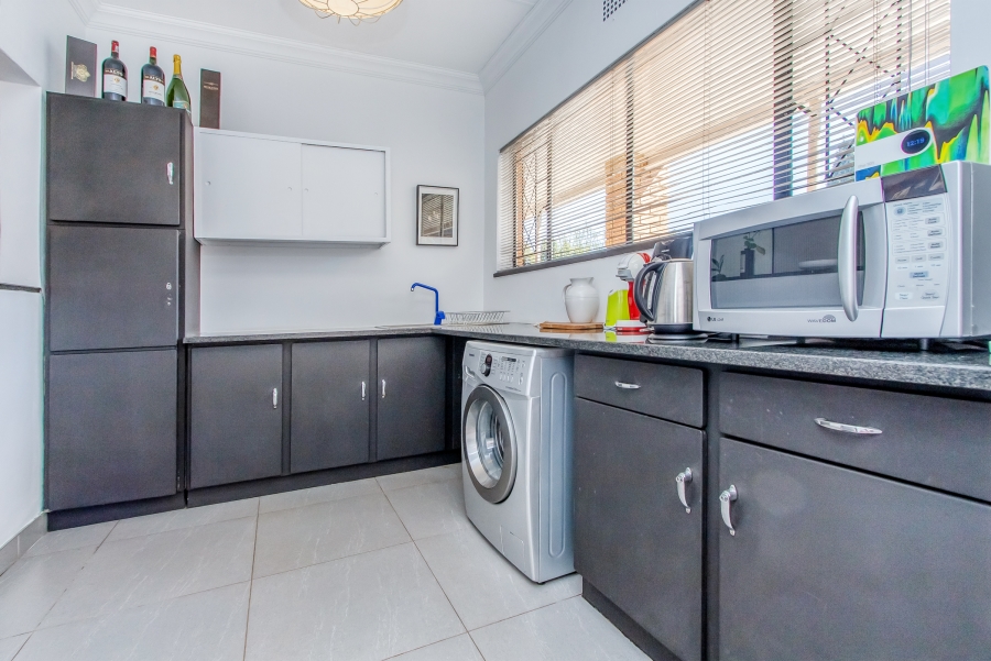 1 Bedroom Property for Sale in Northcliff Gauteng