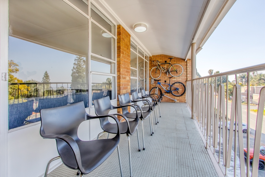 1 Bedroom Property for Sale in Northcliff Gauteng