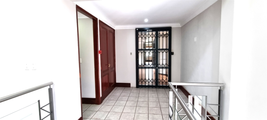 To Let Commercial Property for Rent in Epsom Downs Gauteng