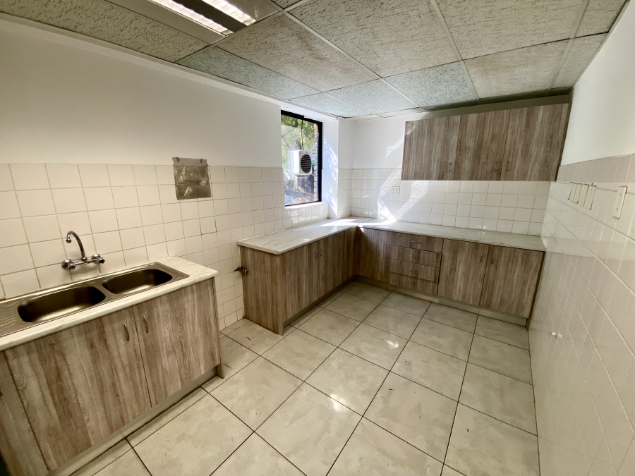 To Let Commercial Property for Rent in Halfway House Gauteng