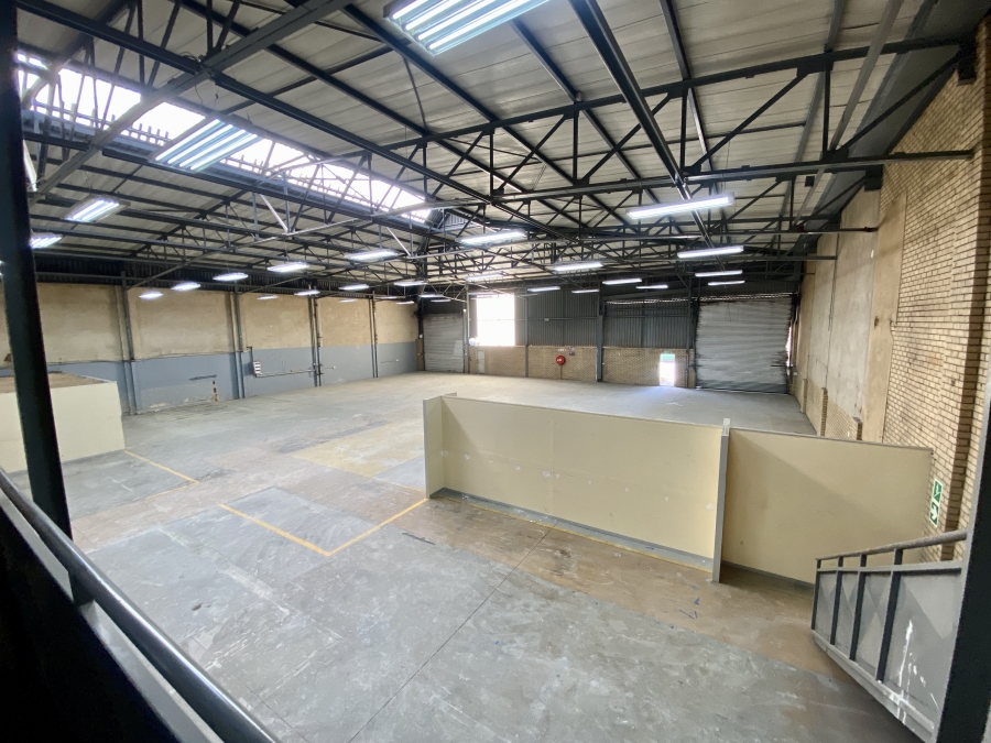 To Let Commercial Property for Rent in Randjespark Gauteng
