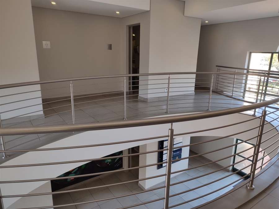 To Let Commercial Property for Rent in Dunkeld Gauteng