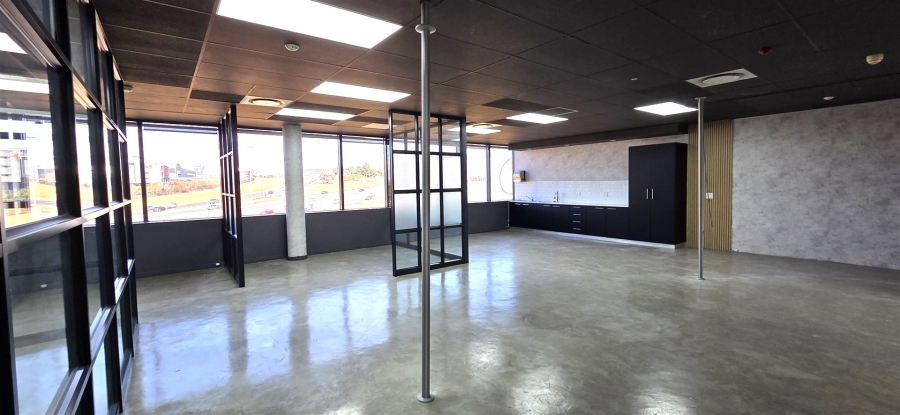 To Let Commercial Property for Rent in Woodmead Gauteng