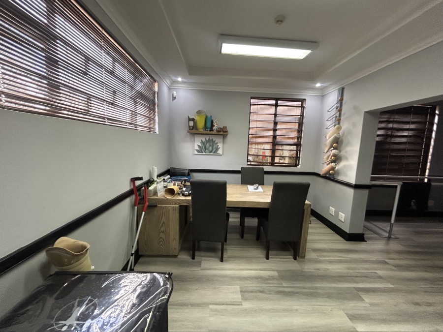To Let Commercial Property for Rent in Route 21 Business Park Gauteng