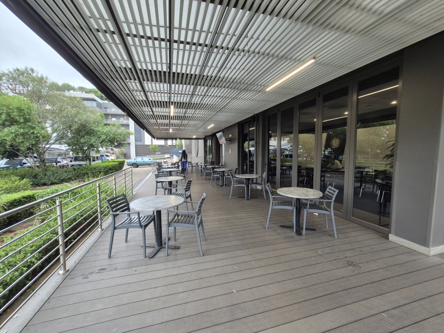 To Let Commercial Property for Rent in Die Hoewes Gauteng