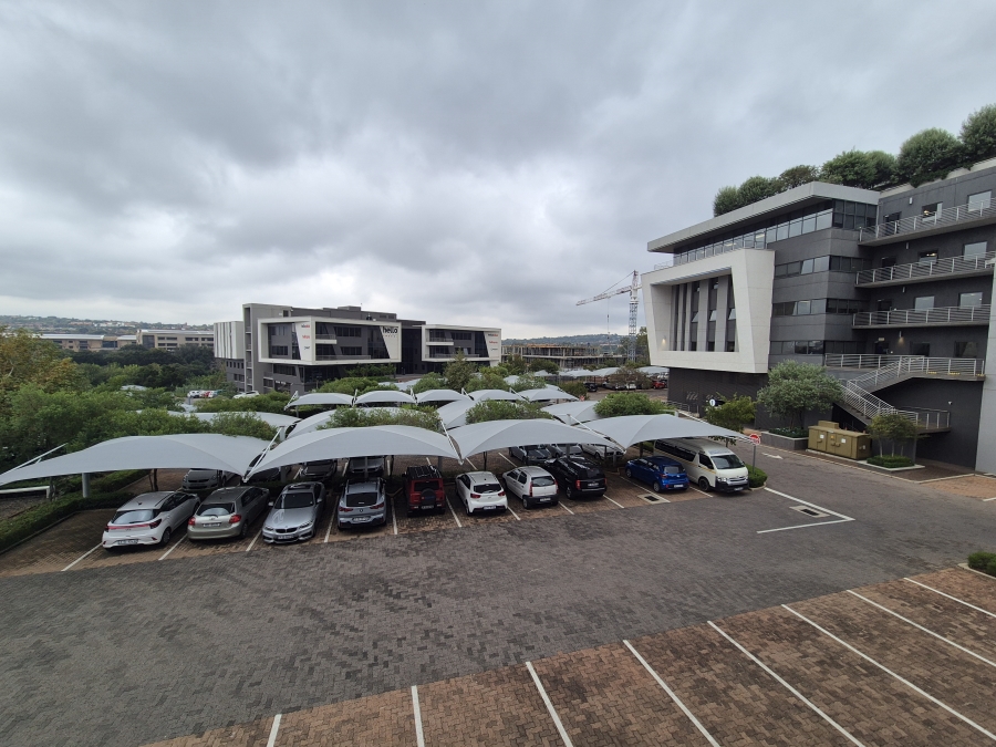 To Let Commercial Property for Rent in Die Hoewes Gauteng